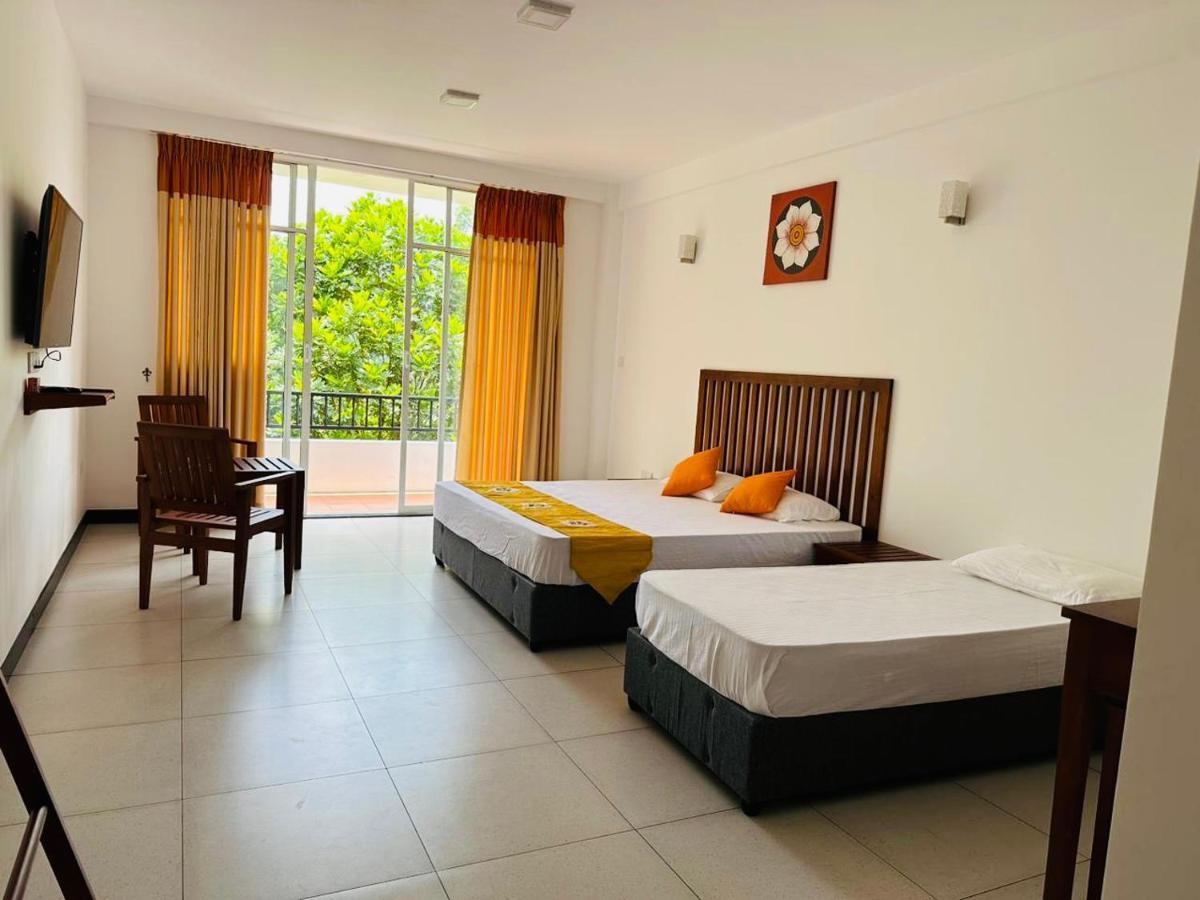 Kandy Hub Guest House Екстериор снимка