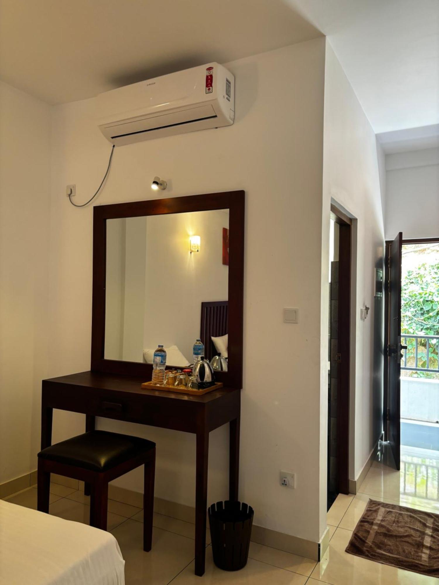 Kandy Hub Guest House Екстериор снимка